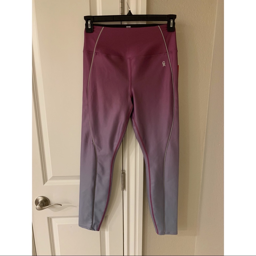 Ombré legging with matching sports bra